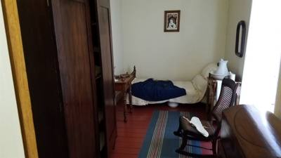 Stopped by Abraham Lincoln's house on the way home from Chicago. Aaron slept in the car.