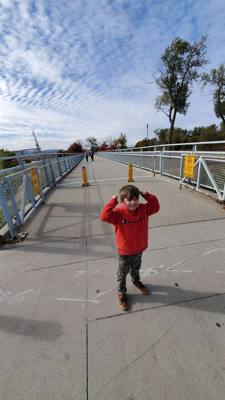 We walked from one end of this foot bridge to the other which crosses the state line between Nebraska and Iowa.  Avery h