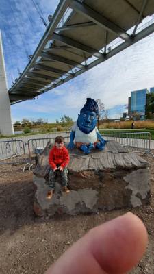 We walked from one end of this foot bridge to the other which crosses the state line between Nebraska and Iowa.  Avery h