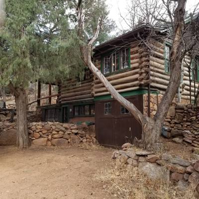 Made it to the cabin in Manitou Springs. Start unpacking...queue the horny buck chasing the super tired doe like 5 feet