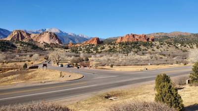 Really beautiful here. A little hike to earn our lunch calories.