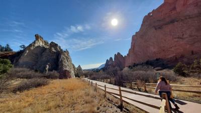 Really beautiful here.  A little hike to earn our lunch calories.