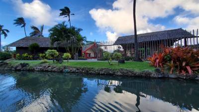 Part 2 of our culturally and historically enlightenning day today was a luau.  Great food and entertainment.  Didn't get
