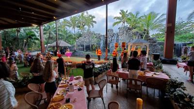 Part 2 of our culturally and historically enlightenning day today was a luau.  Great food and entertainment.  Didn't get