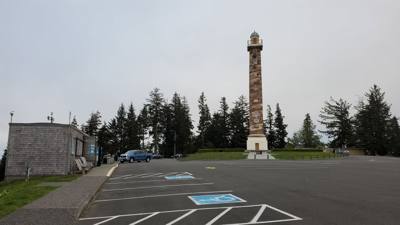 The views at the Astoria Column we're fantastic!  About 240 degrees of unobstructed view around the mountain.  And the d