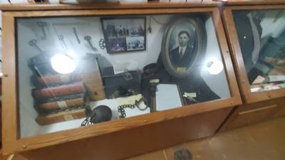 Billings County Courthouse Museum was like 600 ft from our rental.  Had to go.  It makes you feel really old when you se