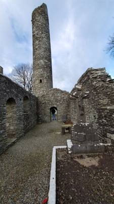 Interesting stop on the way to Belfast today.  A Monastic site.  Learned something new about the Celtic Cross.  Apparent
