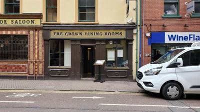 Had a great visit to the Crown Bar.  Oldest pub in Belfast.  Great looking place.  Hit some Guinness and Jameson before 
