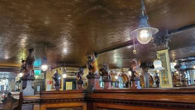 Had a great visit to the Crown Bar.  Oldest pub in Belfast.  Great looking place.  Hit some Guinness and Jameson before 