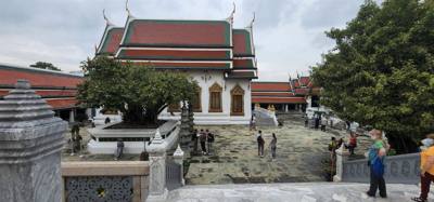 This is part 1 of our Grand Palace and Temple of the Emerald Buddha tour.  Beautiful, ornate and overwhelming.  There wa