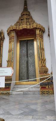 This is part 1 of our Grand Palace and Temple of the Emerald Buddha tour.  Beautiful, ornate and overwhelming.  There wa