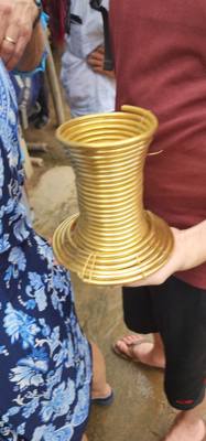 Got to experience the Padong people of Thailand this afternoon.  Also known as the Long Neck Karan people.  Our tour gui
