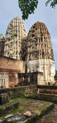 Spent the morning exploring the ruins of old Sukhothai. Several ancient temples. Udom brought us here in the morning b