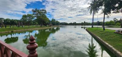 Spent the morning exploring the ruins of old Sukhothai. Several ancient temples. Udom brought us here in the morning b