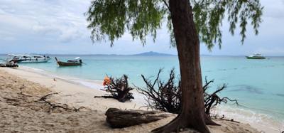 Last stop in the boat today was Bamboo Island.  Just relaxed and hung out with a drink.