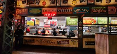Ate lunch so fast I almost didn't get a pic of it.  Wouldn't that have been terrible?  Portillos is always good.
