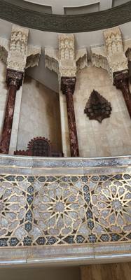 Today we visited the Hassan 2 Mosque with Sadie and her family.  VERY large and ornate.  Love the architecture.  3rd lar