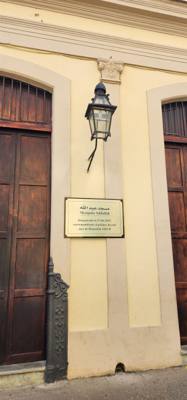Walking tour of Havana, Cuba with Yane.  Lots of history and things to see and learn about.  Havana is a little rough ar