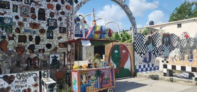 First visit this morning was to an art district called Fusterlandia.  They wanted to call it something fun like Disneyla