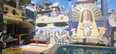 First visit this morning was to an art district called Fusterlandia.  They wanted to call it something fun like Disneyla