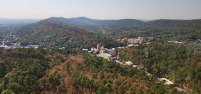 Hot Springs this morning.  Wandering around downtown, Promenade Walk, Mountain Tower.  Nice little town.