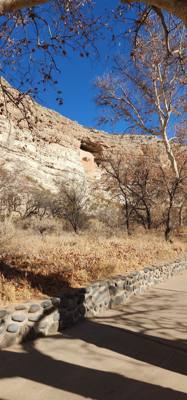 First stop of our visit to Arizona sites today... Montezuma Castle.