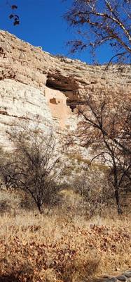 First stop of our visit to Arizona sites today... Montezuma Castle.