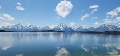 Last stop today.  The Coulter Bay Visitor Center.  The boats with the mountains in the background was my favorite photo 