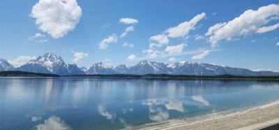 Last stop today.  The Coulter Bay Visitor Center.  The boats with the mountains in the background was my favorite photo 