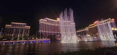 And of course no trip to Vegas is complete without your obligatory Bellagio fountain show.  Always nice.