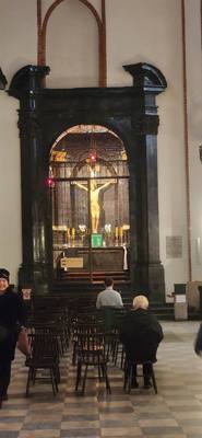 Tour of Warsaw, Poland this morning (Part 1).  Got to see many famous monuments, statues, and tributes to the city. Wond