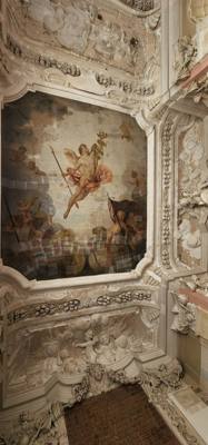 Part 1 of our tour of the kings palace.  Wilanów Palace is a former royal palace located in the Wilanów district of Wars