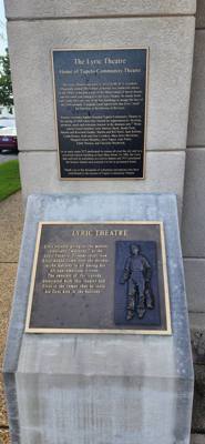 We took a driving tour of spots in Tupelo that were important in Elvis' life.  They are in no particular order but inclu