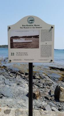 Went to Shore Path down in Bar Harbor this morning before browsing the shopping area of town.  Short relaxed walk, nicel