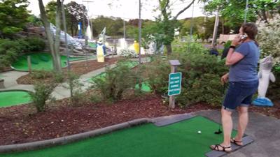 Next up on the mini-golf extravaganza was Putter's Paradise.  Bonus...their ice cream shop was open.  This course was no