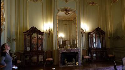So while Julie and I were in Newport, RI we had some spare time so we decided to stop by a few of the Vanderbilt mansion
