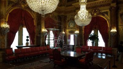 So while Julie and I were in Newport, RI we had some spare time so we decided to stop by a few of the Vanderbilt mansion