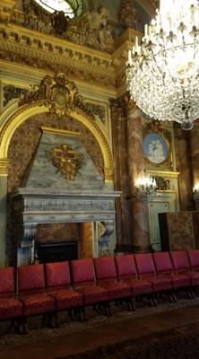 So while Julie and I were in Newport, RI we had some spare time so we decided to stop by a few of the Vanderbilt mansion