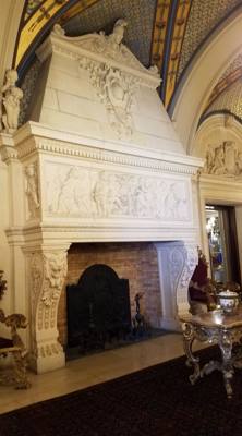 So while Julie and I were in Newport, RI we had some spare time so we decided to stop by a few of the Vanderbilt mansion