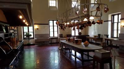 So while Julie and I were in Newport, RI we had some spare time so we decided to stop by a few of the Vanderbilt mansion