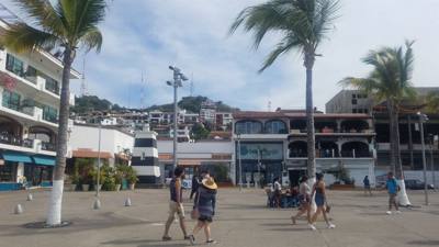 Walking along the Malecon