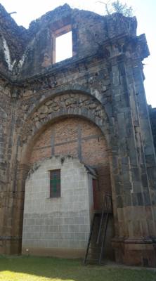Mascota...a town in the Sierra Madre mountains.  Visited this town on the way to Talpa.  A few little shops.  Cute town 