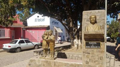 Mascota...a town in the Sierra Madre mountains.  Visited this town on the way to Talpa.  A few little shops.  Cute town 