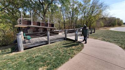 On the way out from Nebraska City we stopped by the Lewis and Clark center.  Interesting...and walked off that breakfast