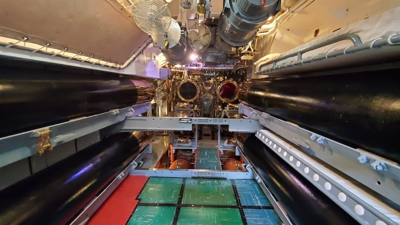 Really neat!  Got to go on the USS Bowfin at the Pacific Fleet Submarine Museum at Pearl Harbor.  REALLY well put togeth