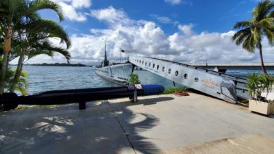 Really neat!  Got to go on the USS Bowfin at the Pacific Fleet Submarine Museum at Pearl Harbor.  REALLY well put togeth