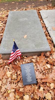 The last stop on the first day of touring Philadelphia, we visited Christ Church and its burial grounds that were establ